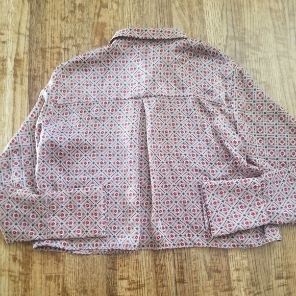 Zara Button Up Top - Picture 3 of 6